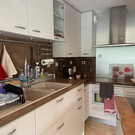 6 Pers. Avec Piscine Chauffée, Grande Terrasse, Parking, - Fr-1-733-139